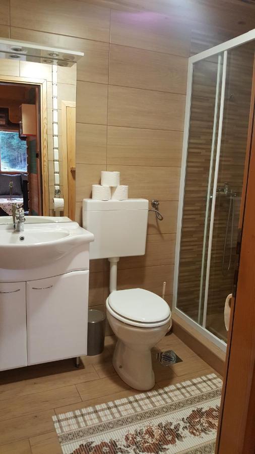 Holiday Home Prdelanca Luce Ngoại thất bức ảnh